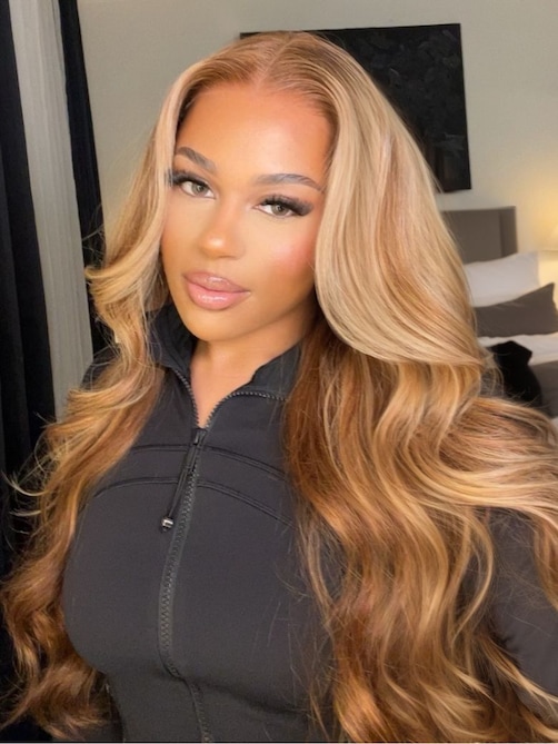 7x5 Bye-Bye Knots Wig Glueless Lace Honey Blonde Body Wave Wig With Bleached Knots