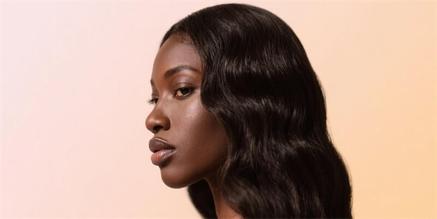 Waves of Glamour: 12 Stunning Deep-Wave Wig Styles