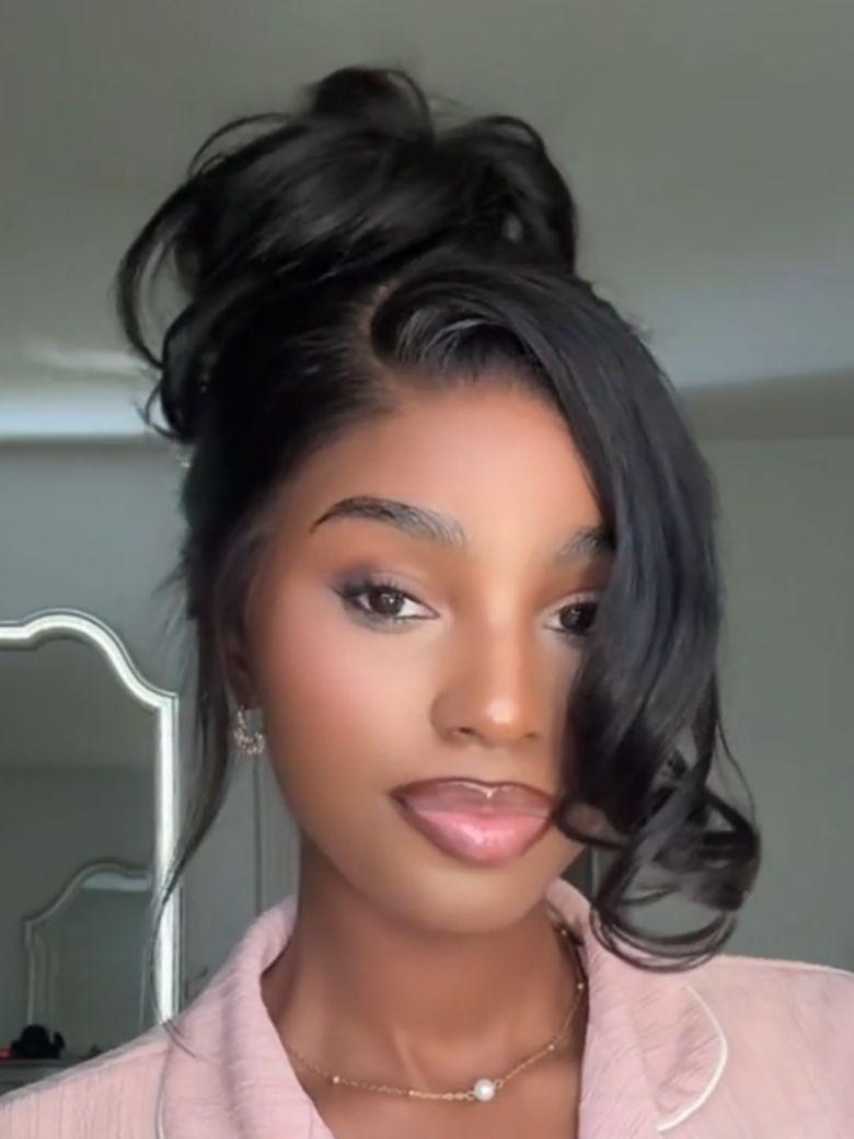 UNice 13x4 Pre-Everything™ Wig With Loose Wave Face-Framing Layers And Side-Swept Bangs With Drawstring