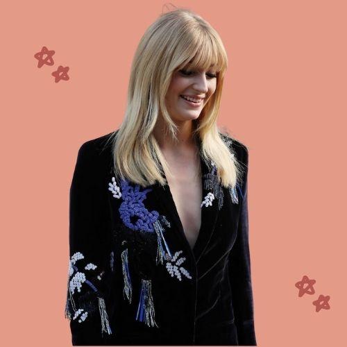 Sophie Turner Bang Hair