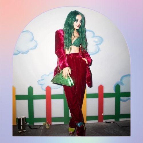 Dove Cameron Green Hair