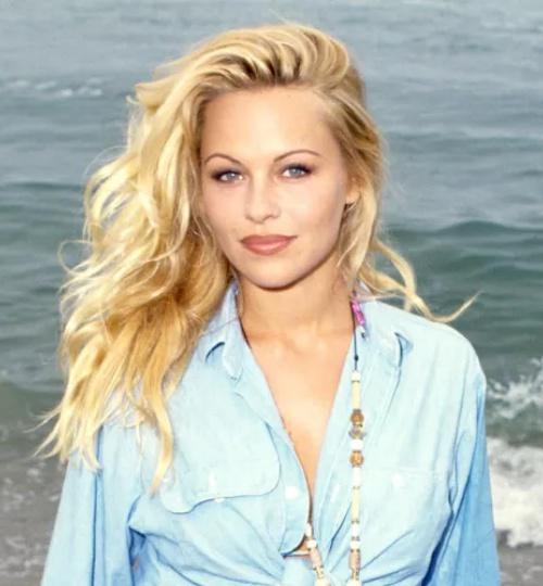 Pamela Anderson Beach Waves Hair