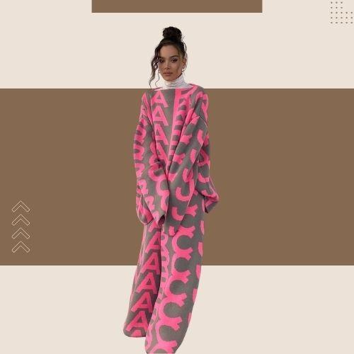 Hailee Steinfeld Bun Hair