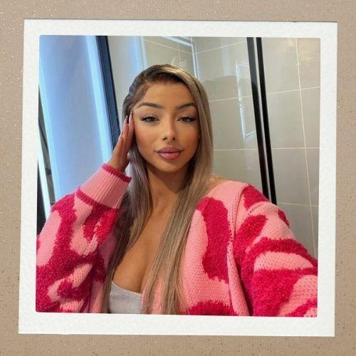 Chic Sandy Hair Color