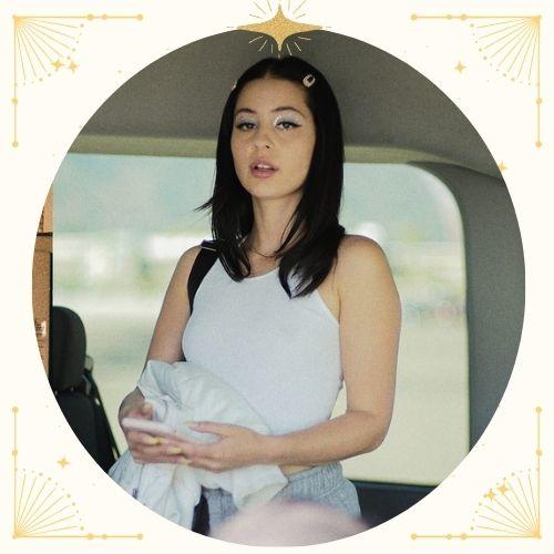 maddie perez hair clip