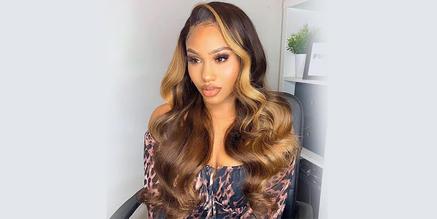 10 Best Skunk Stripe Hair Inspirations